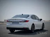 Toyota Camry GLE 2025